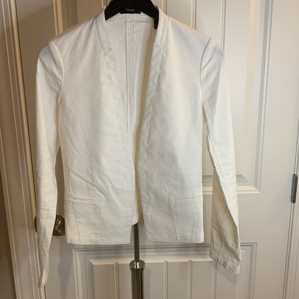 Theory blazer, white size 0